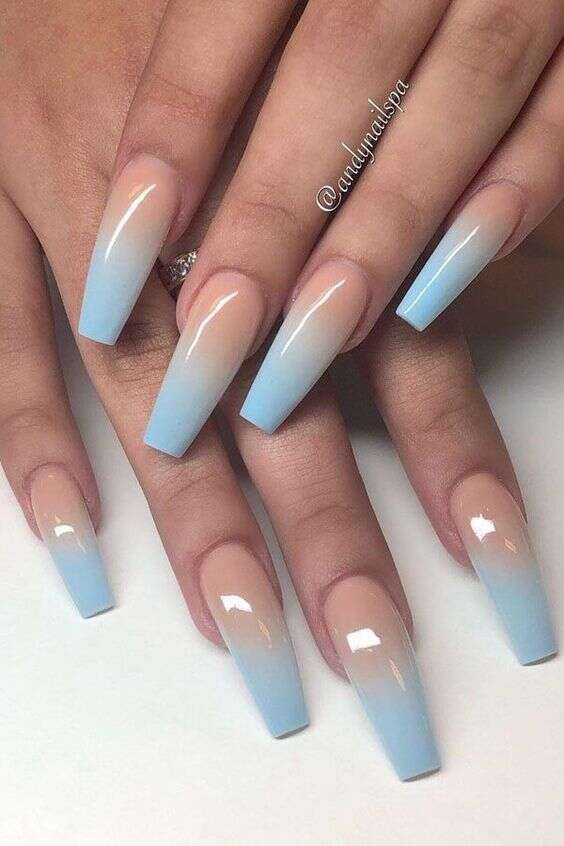 Gradient Nail Art For Beach Party 