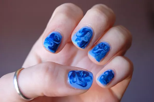 Blue Marmol Wavy Marble Nail Polish Style