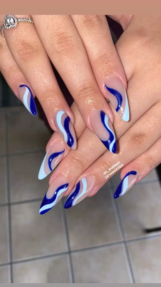 Milky Blue Swirly Snaky Nail