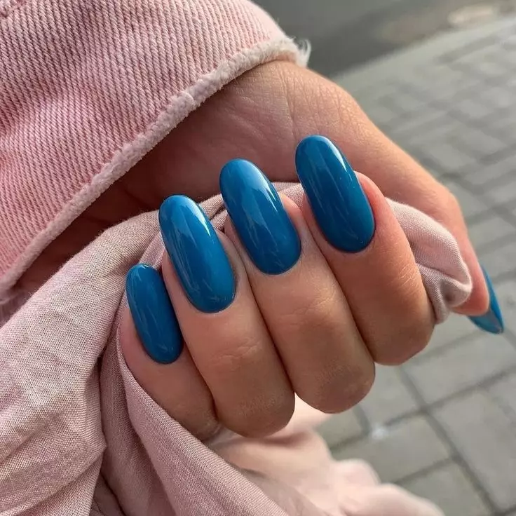 Akzentz Luxio Blue Nail Polish Design