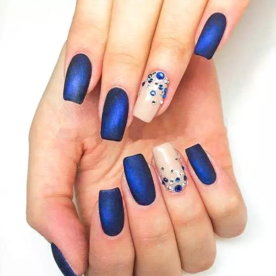 Winter Blue Nailsfall Design