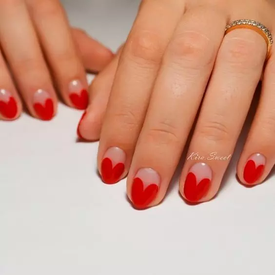 Queen of Hearts Cute and Easy Nail Design